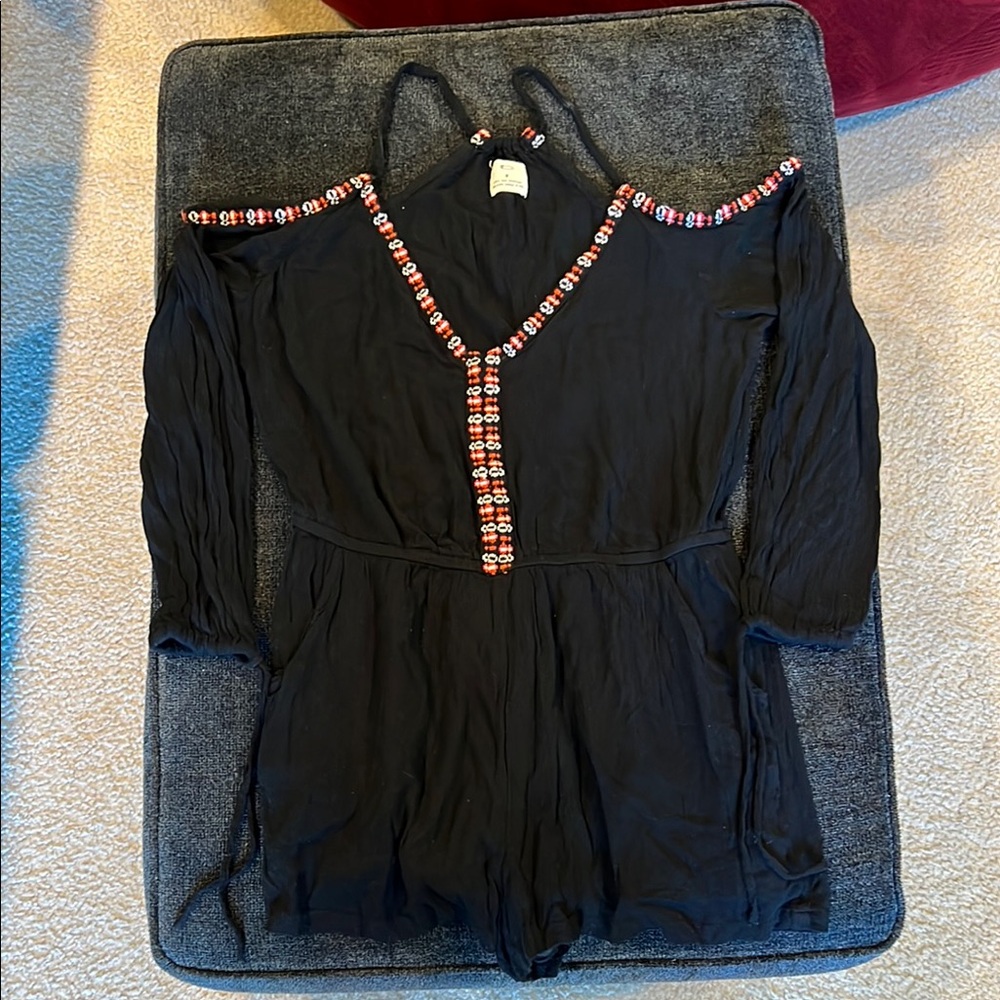 Chic Black Short Romper with Elegant Design